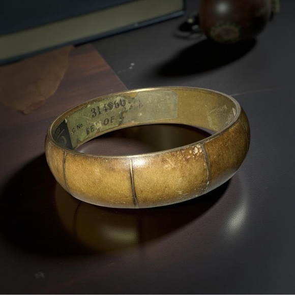Vintage handmade for  Aziono Wide Bangle Bracelet Brass & Horn serial no - Picture 6 of 16